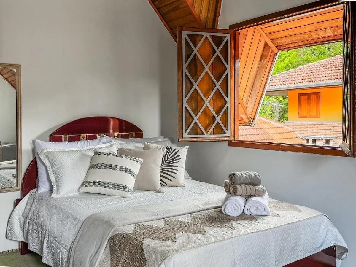펜션 Mont Serrat House - Apenas 800M Do Centro Turistico Campos do Jordão